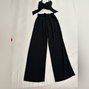 Brazilian set (black pants and cropped)
